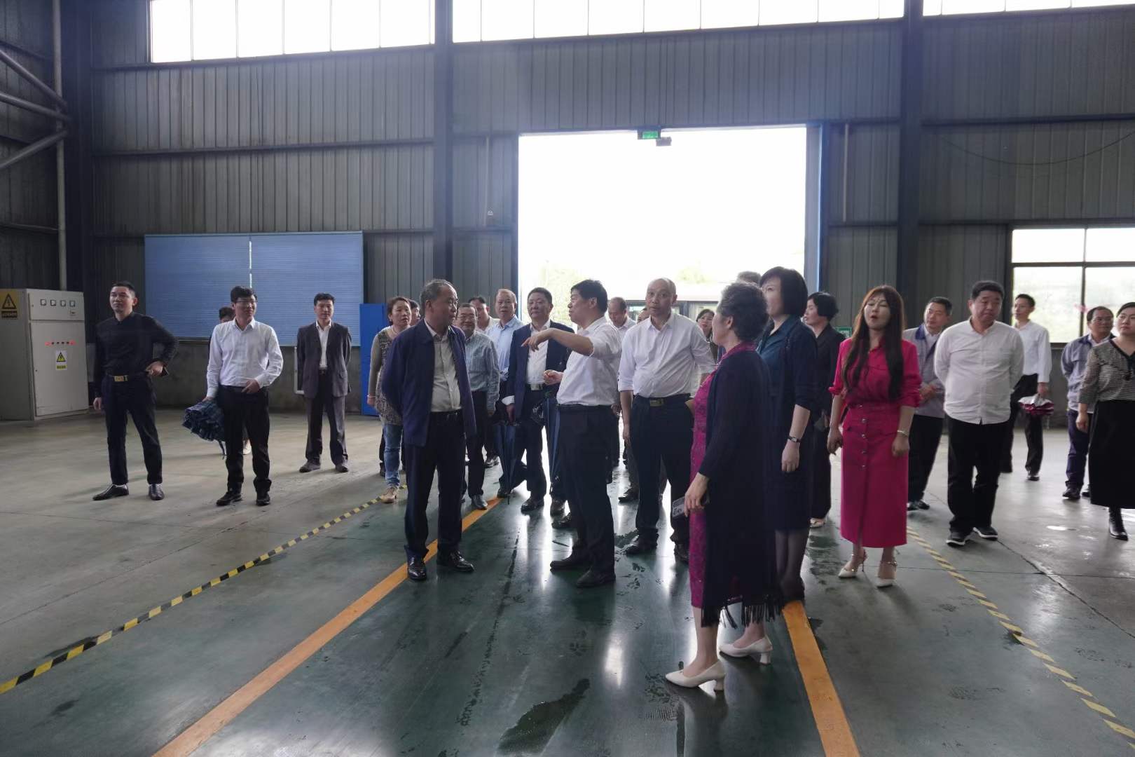 省中小企业协会会长饶剑明率南昌部分企业家到我司旅行考察_CA88 | 电压互感器 | 非晶合金变压器 | 干式变压器 | 油浸式变压器