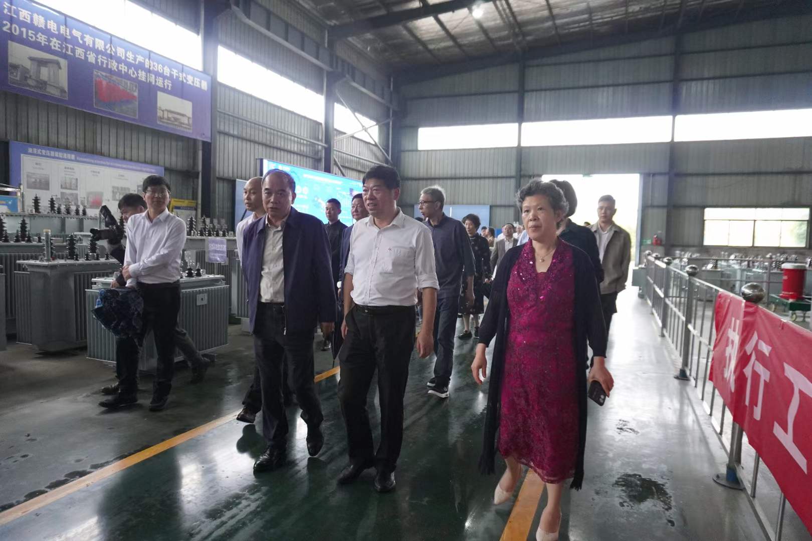 省中小企业协会会长饶剑明率南昌部分企业家到我司旅行考察_CA88 | 电压互感器 | 非晶合金变压器 | 干式变压器 | 油浸式变压器